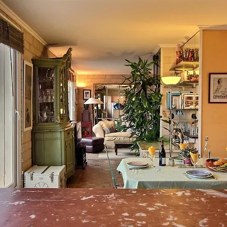 213367 - 6 Personnes à * Parigi